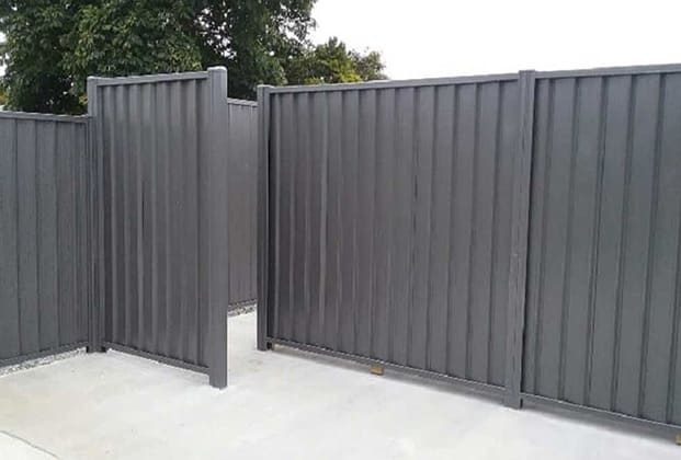 Newly Installed Fence — Providing Steel & Mesh in Wagga Wagga, NSW